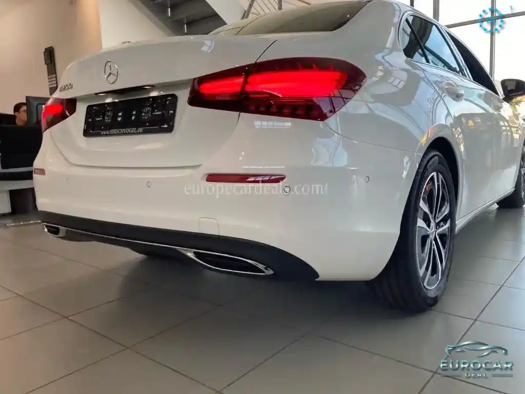 Mercedes-Benz A 200