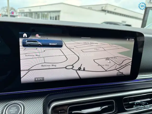 Mercedes-Benz V 220