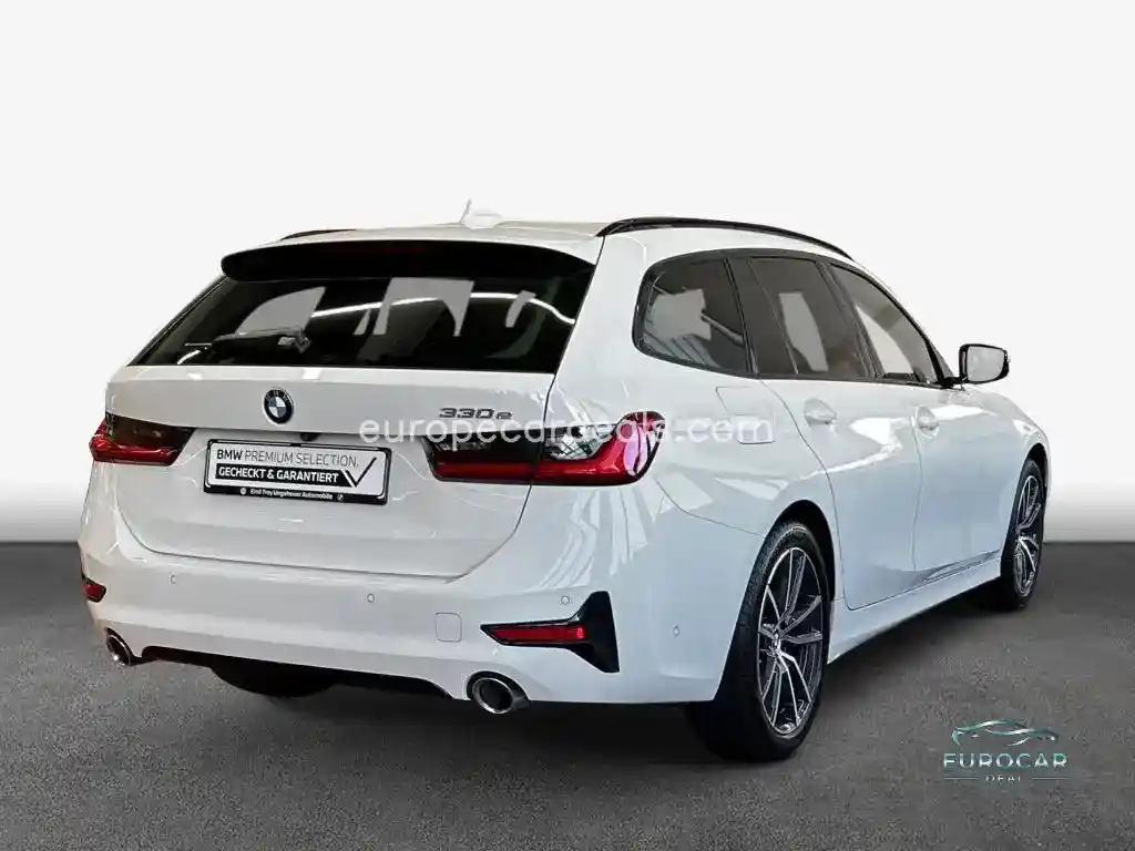 BMW 330