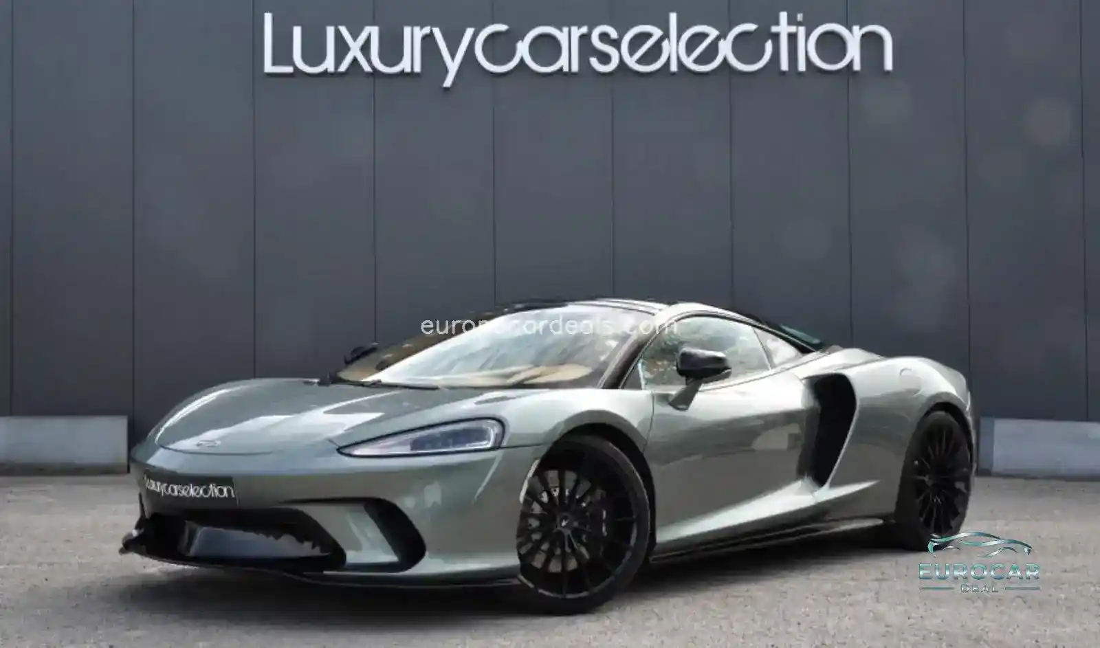 McLaren GT