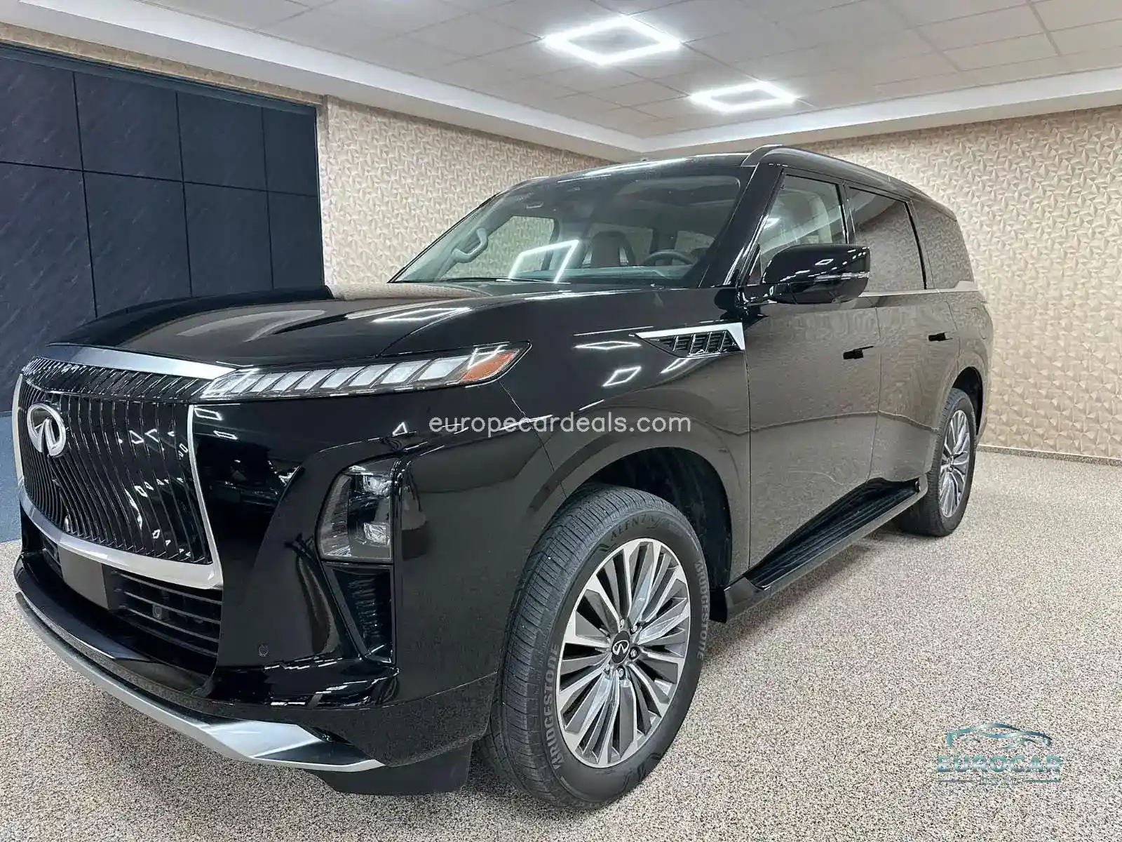 Infiniti QX80