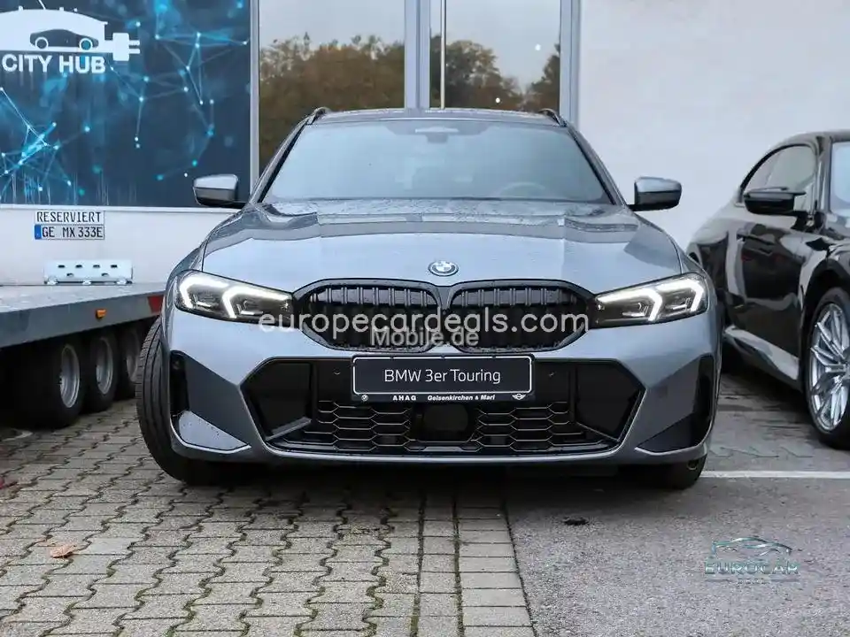 BMW 330