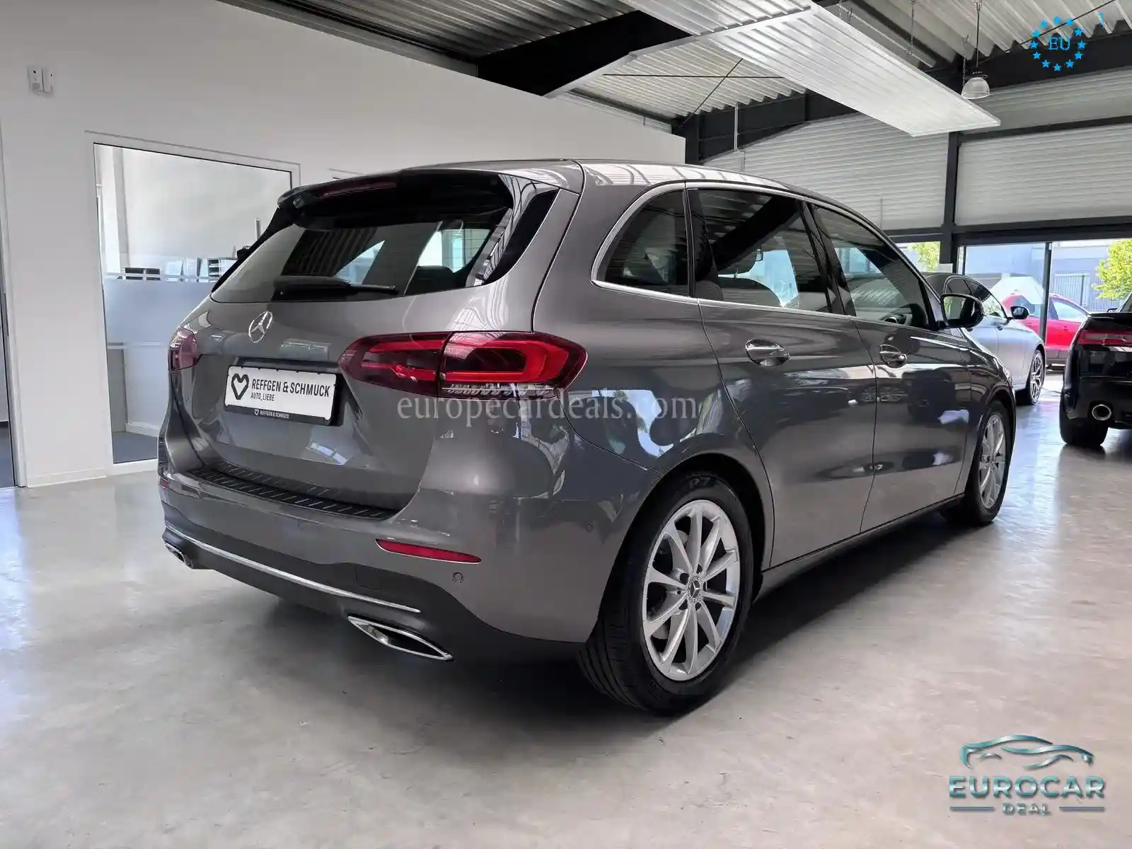 Mercedes-Benz B 220