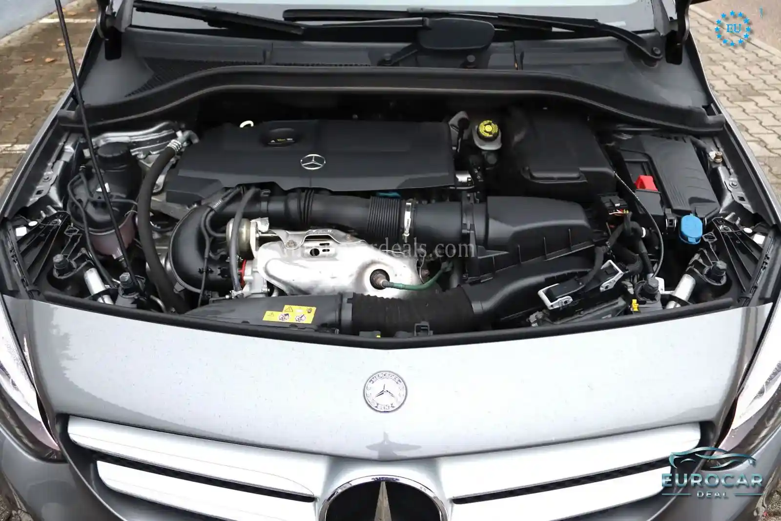 Mercedes-Benz B 200