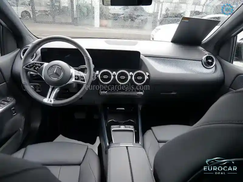 Mercedes-Benz B 220
