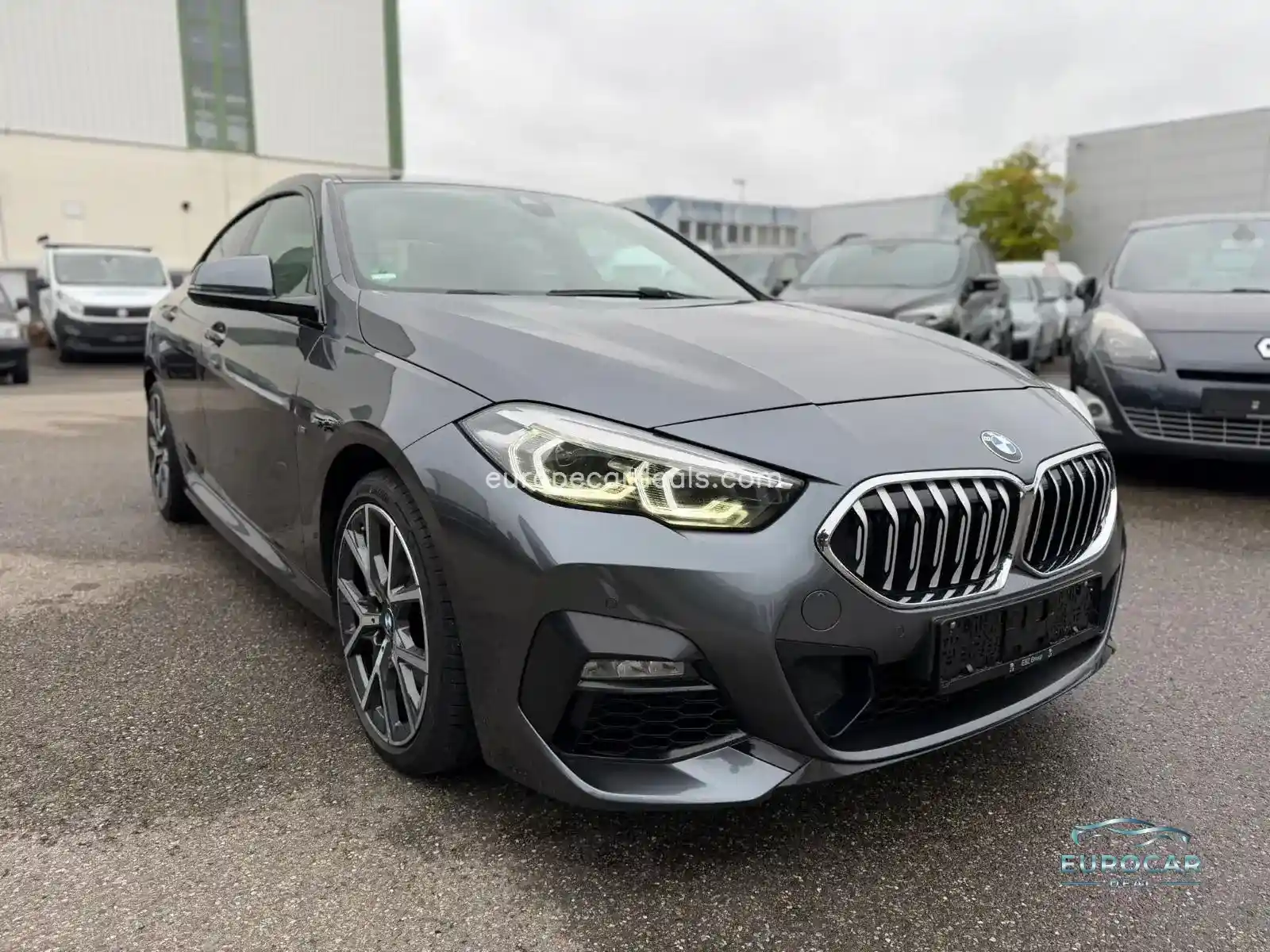 BMW 218
