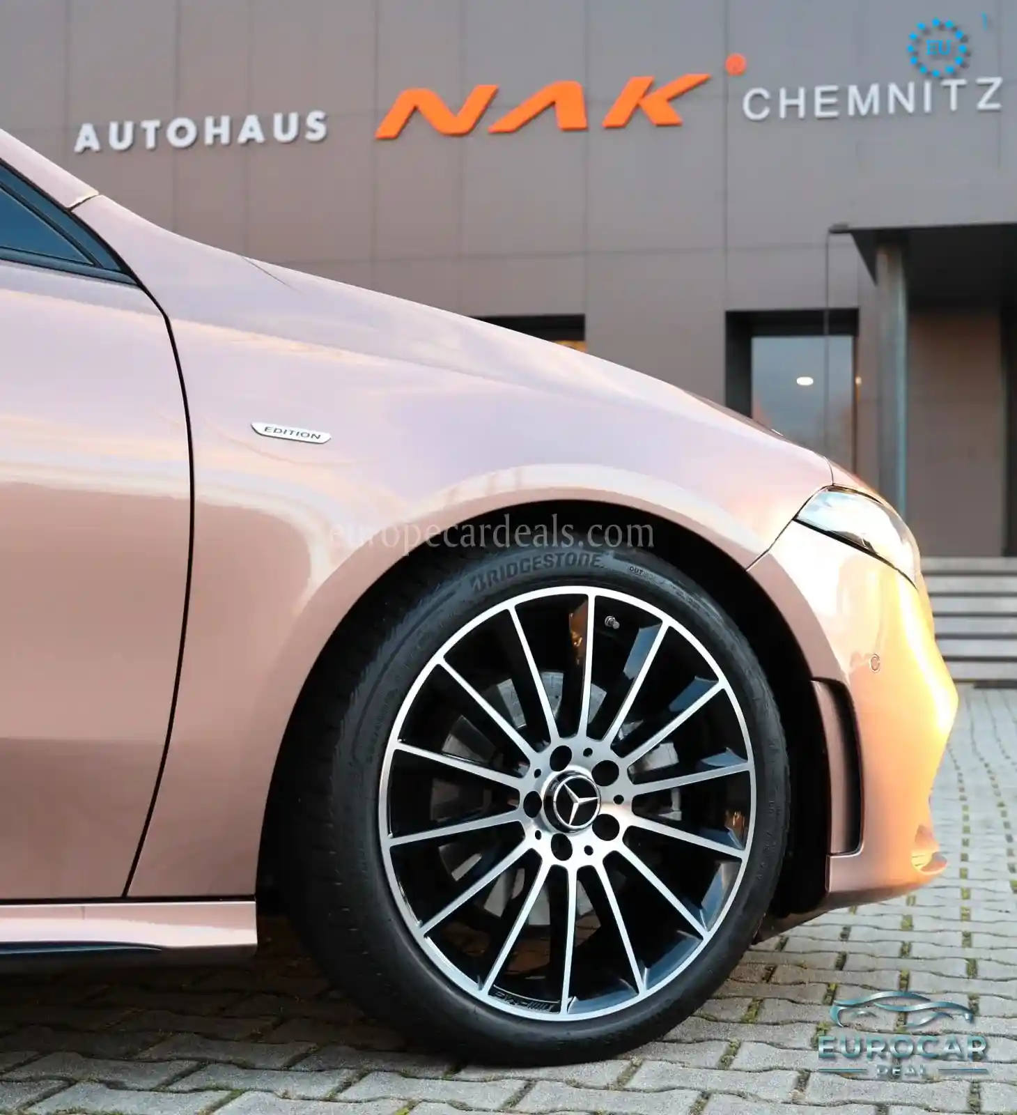 Mercedes-Benz A 220