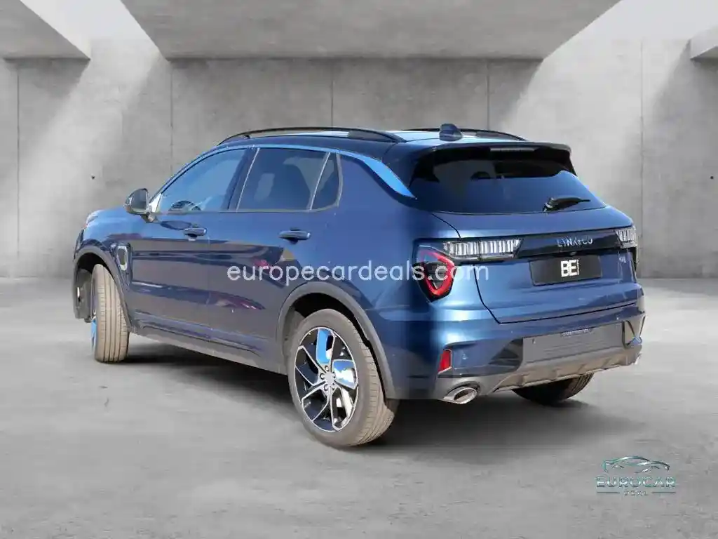 Lynk&Co 01
