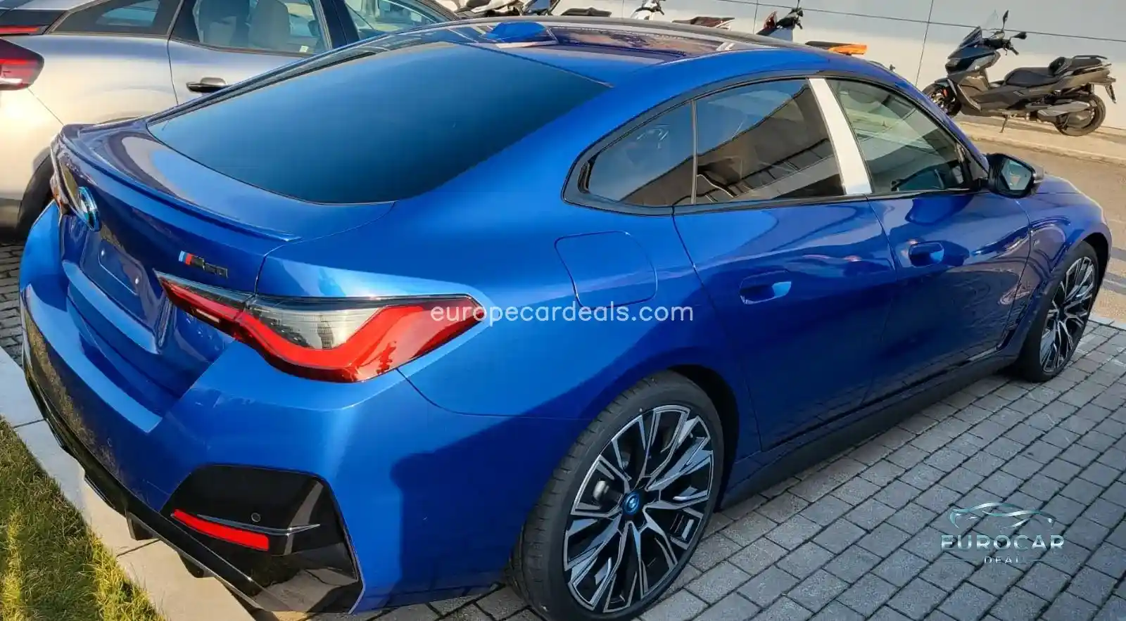 BMW i4