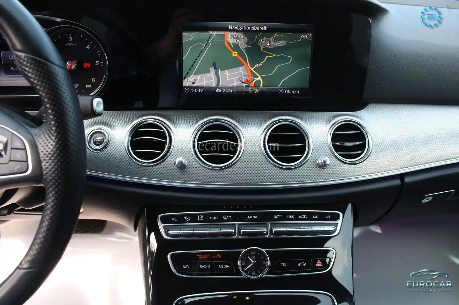 Mercedes-Benz E 200
