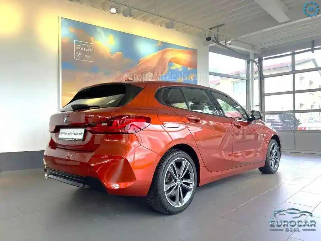 BMW 118