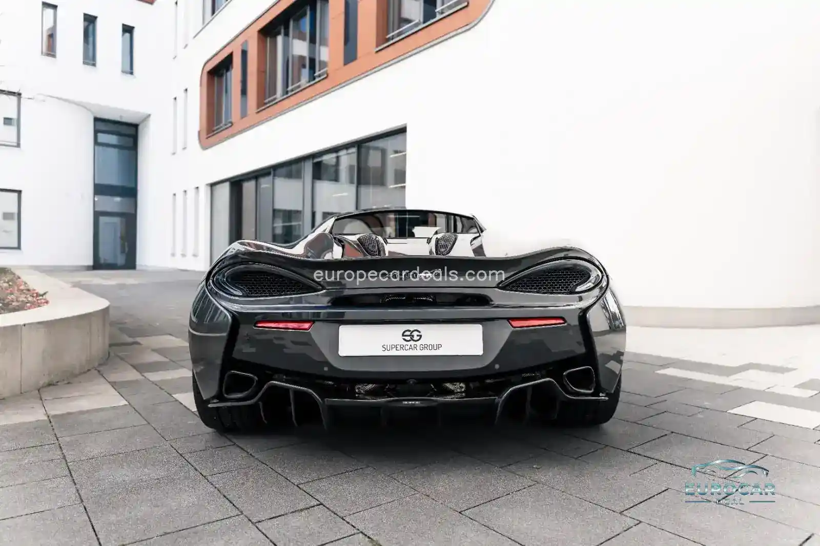 McLaren 570S