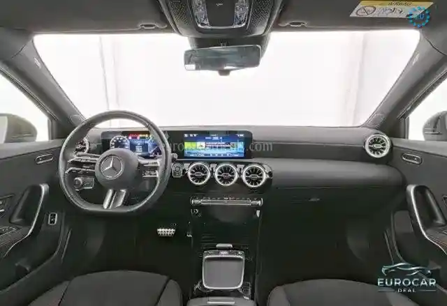 Mercedes-Benz A 220