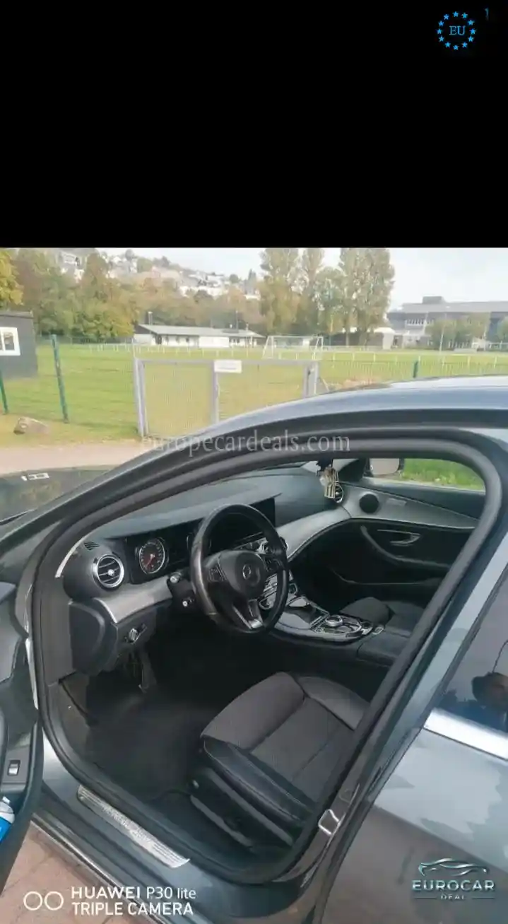 Mercedes-Benz E 200