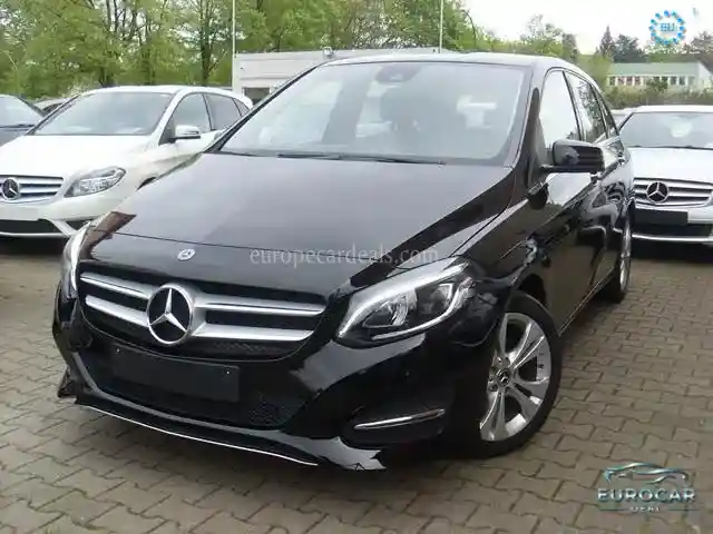 Mercedes-Benz B 200
