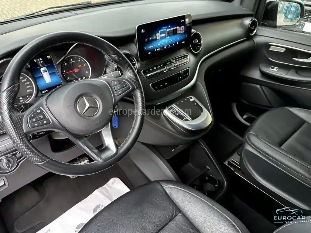 Mercedes-Benz V 250