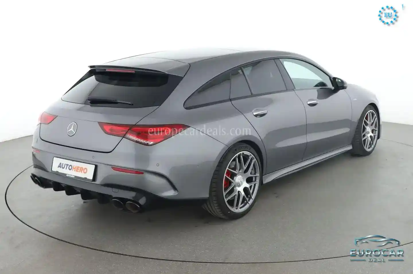 Mercedes-Benz CLA 45 AMG Shooting Brake