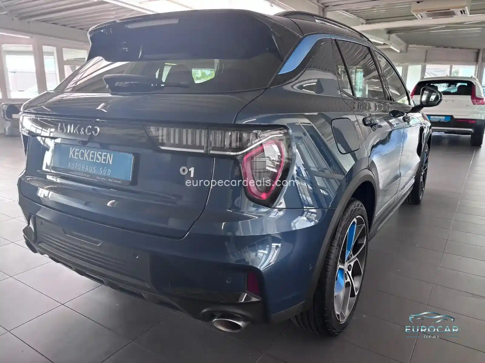 Lynk&Co 01
