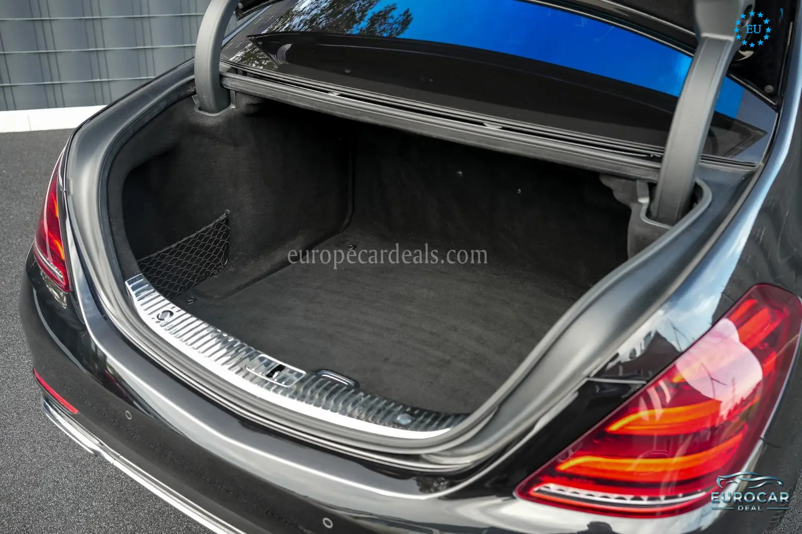 Mercedes-Benz S 560