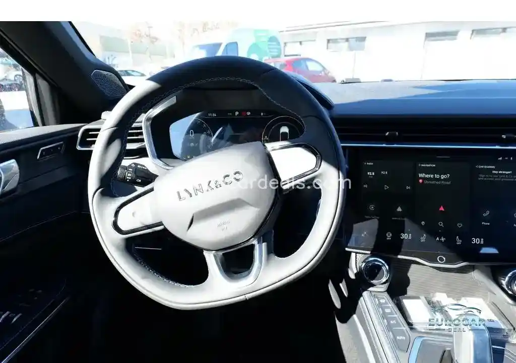 Lynk&Co 01
