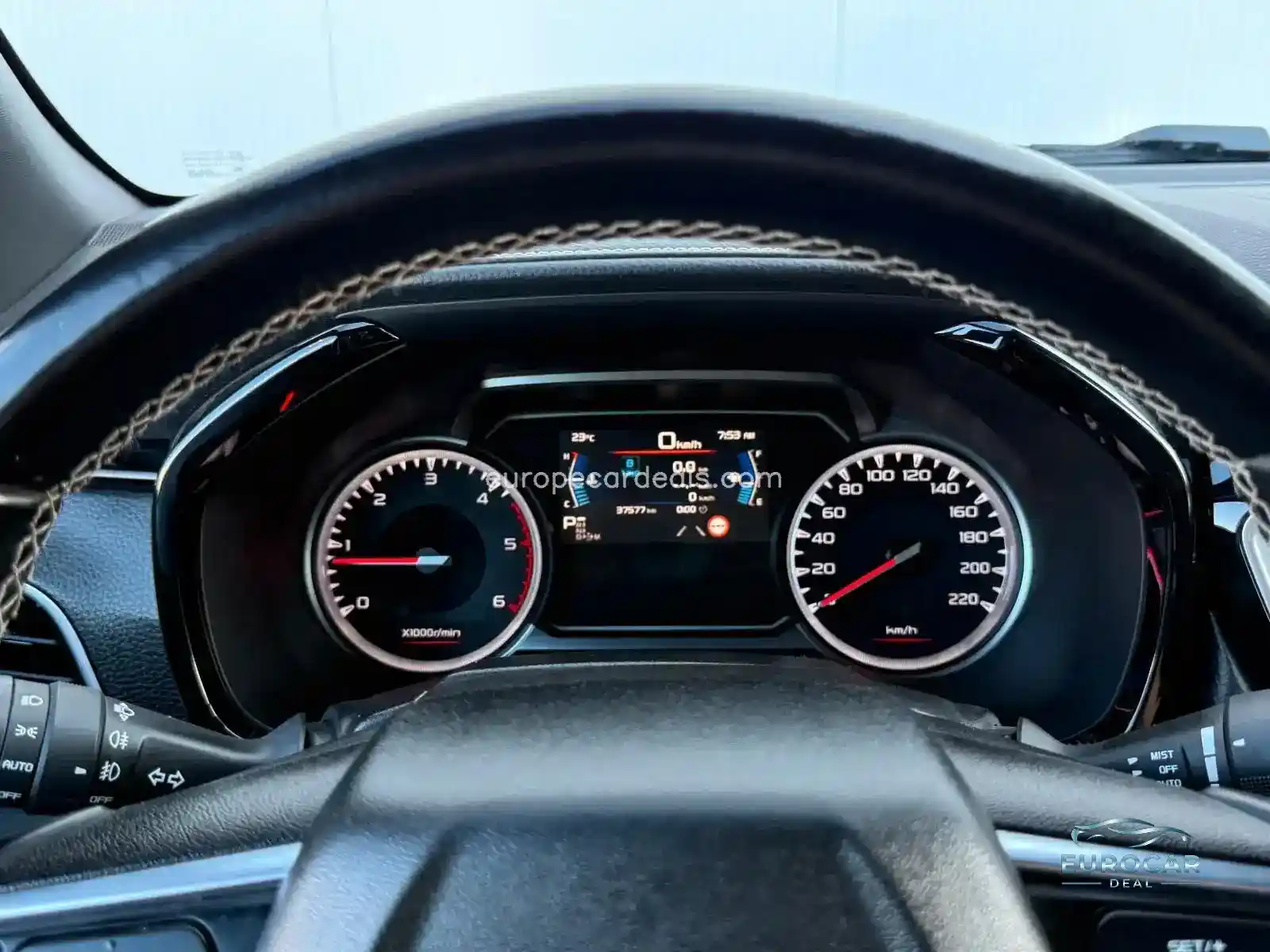1.9 4×4 DOUBLECAB V-CROSS AHK LED AUTOM.