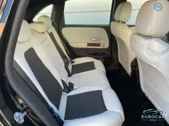 Mercedes-Benz B 160