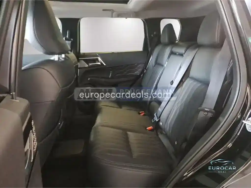 Mitsubishi Plug-in Hybrid Outlander
