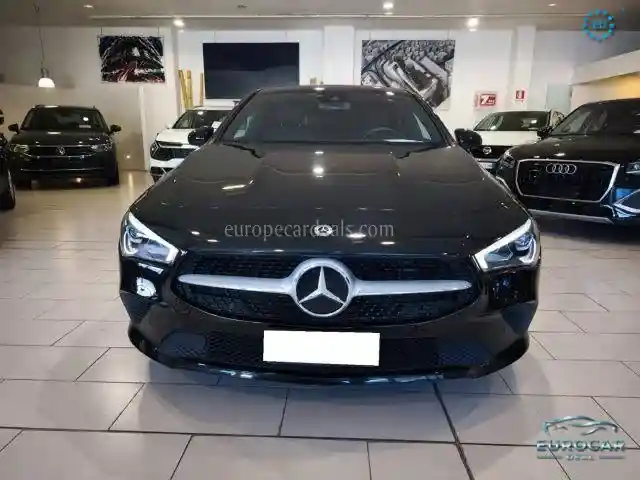 Mercedes-Benz CLA 180 Shooting Brake