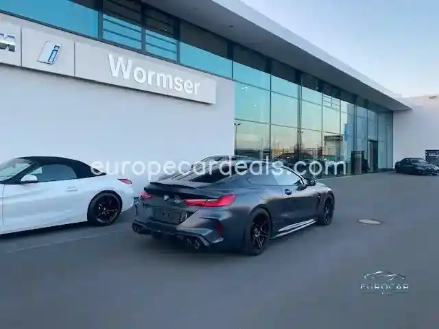 BMW M8