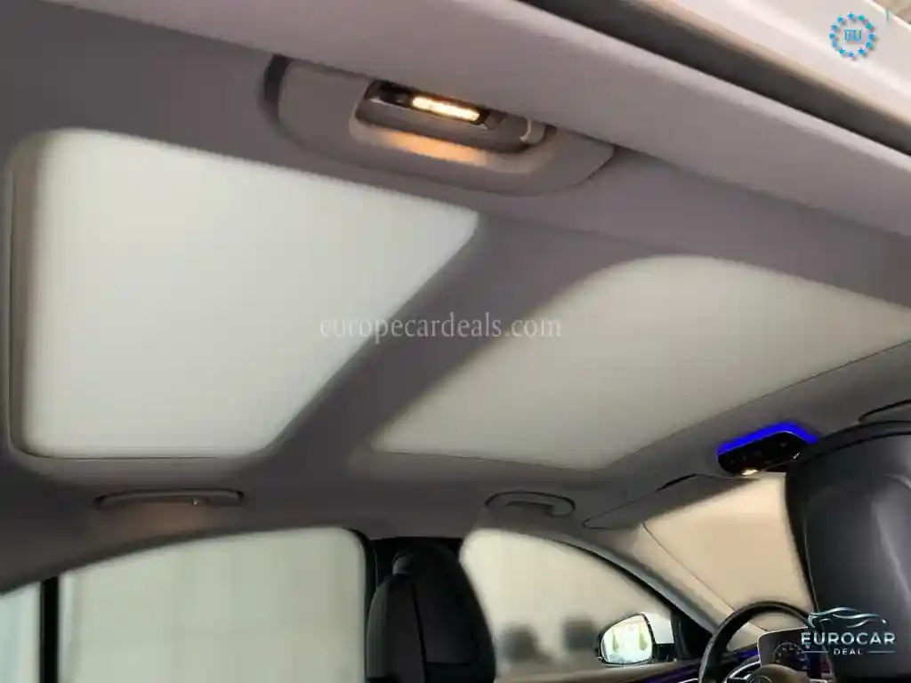 Mercedes-Benz E 200