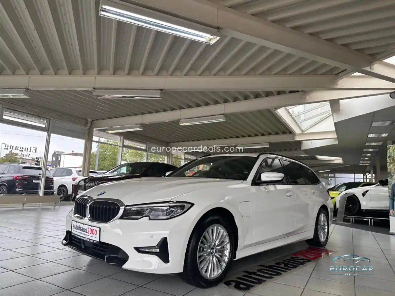 BMW 330