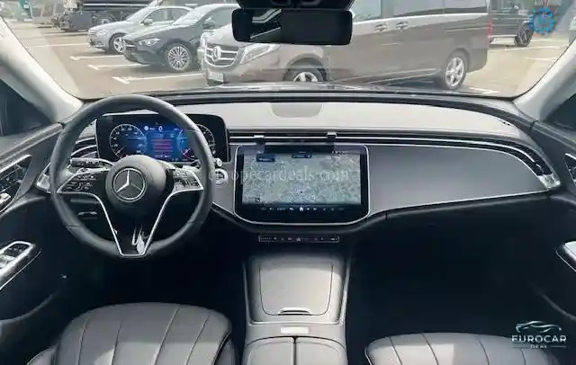 Mercedes-Benz E 220