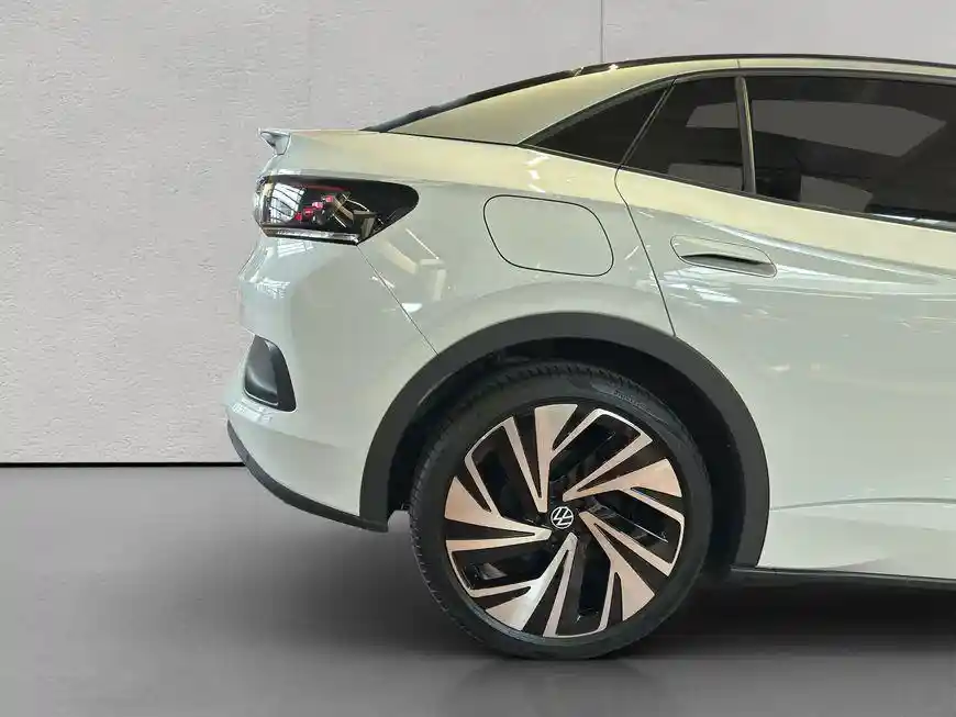 Volkswagen ID.5