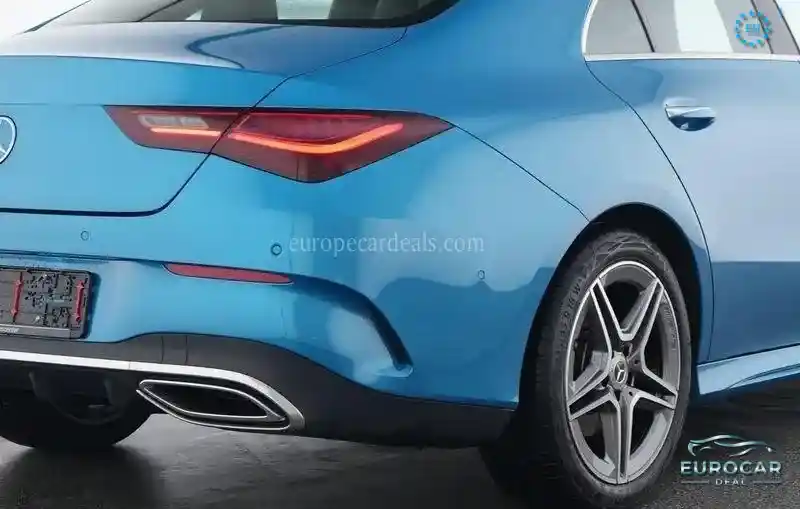 Mercedes-Benz CLA 200