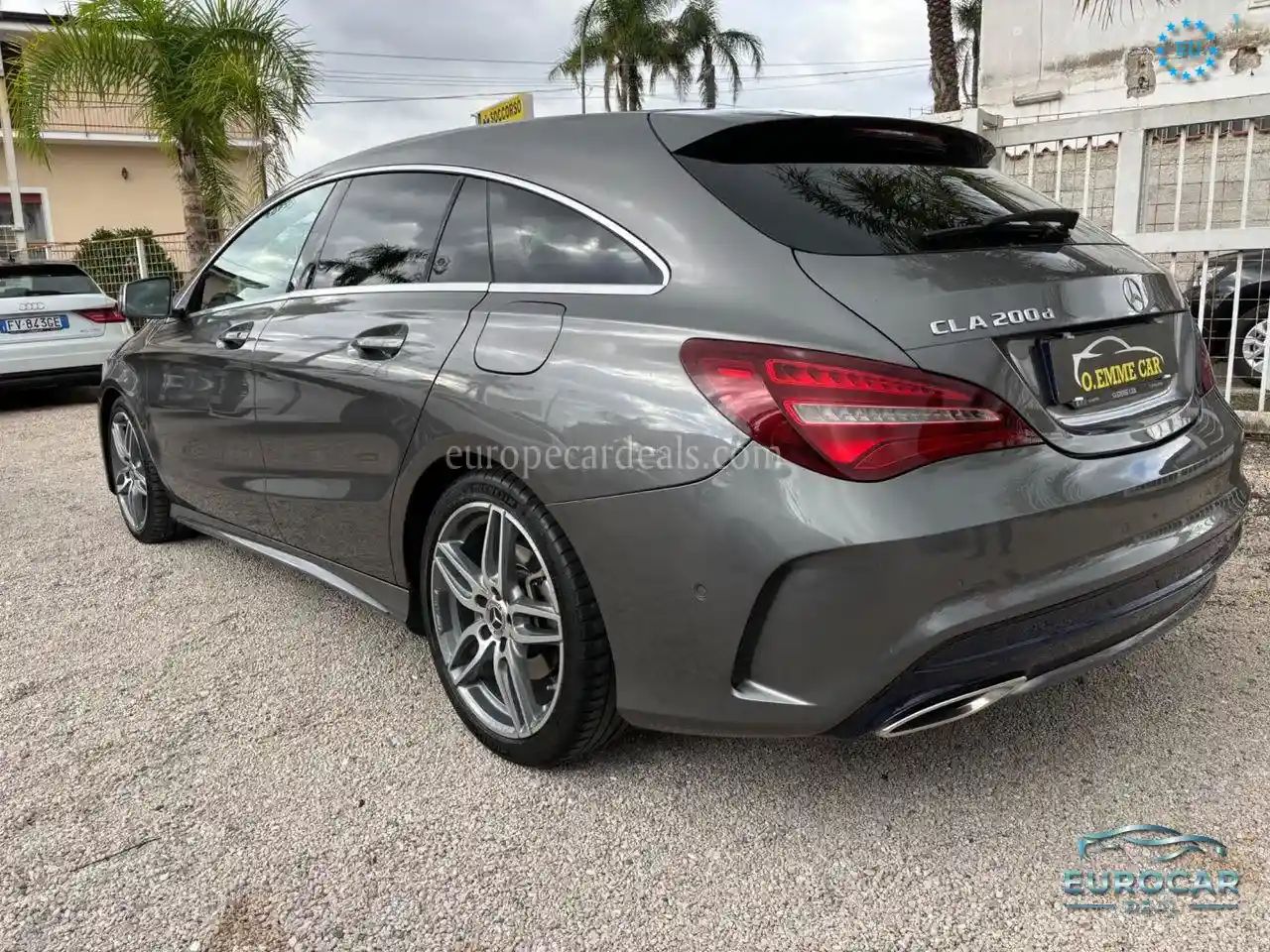 Mercedes-Benz CLA 200