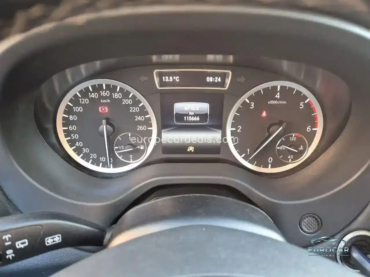 Infiniti Q30