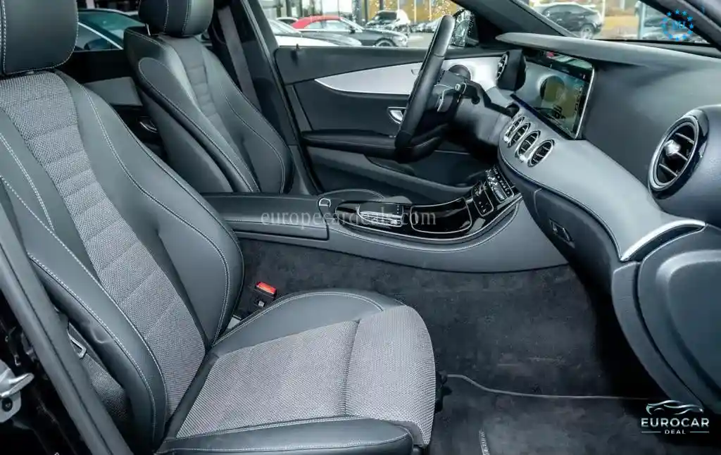 Mercedes-Benz E 220