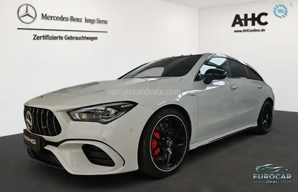 Mercedes-Benz CLA 45 AMG Shooting Brake