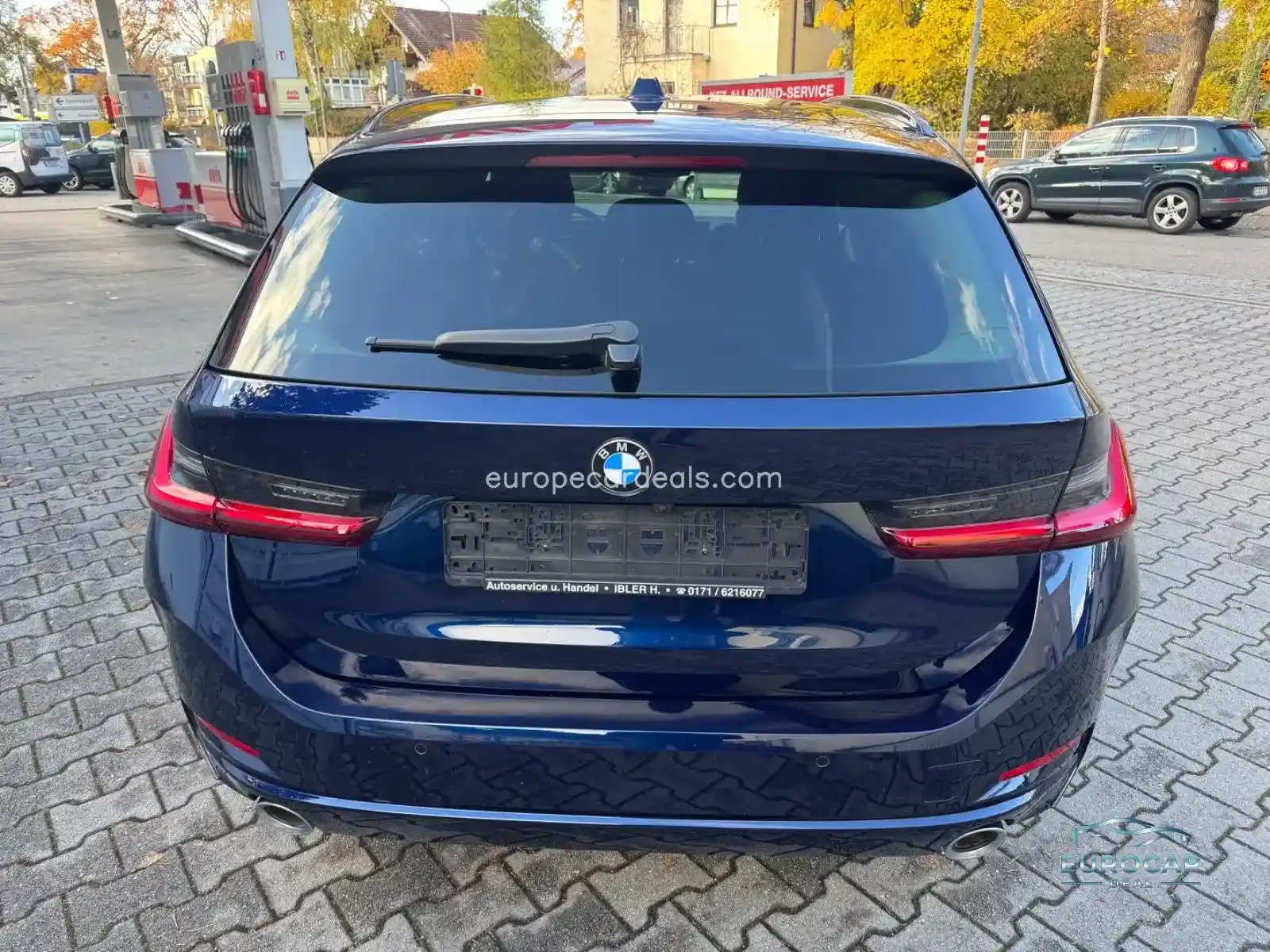 BMW 330