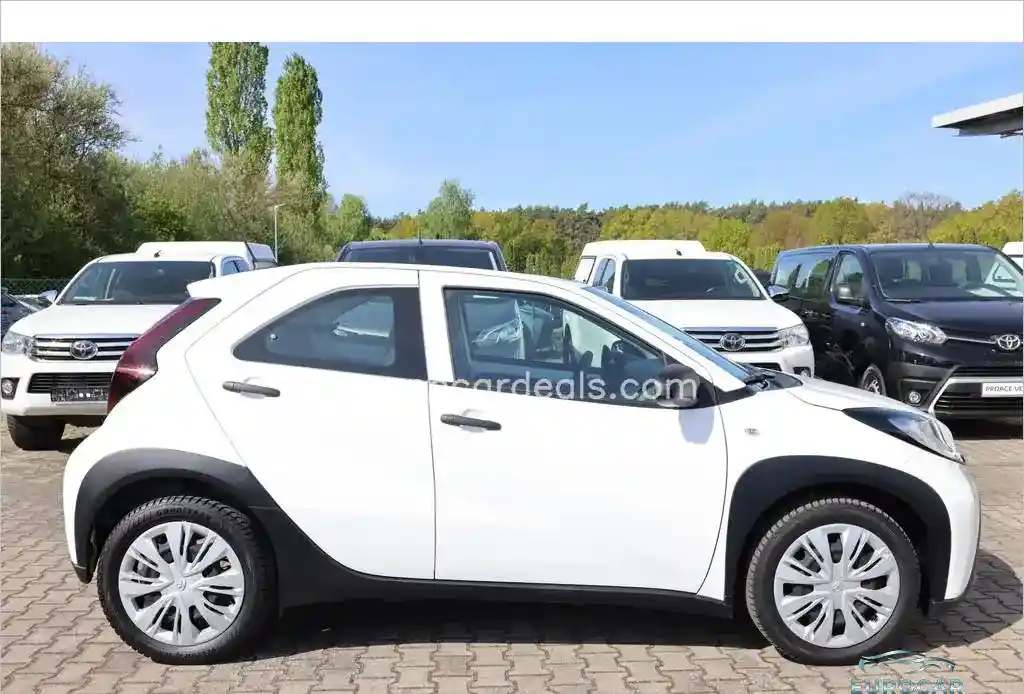 Toyota Aygo (X)