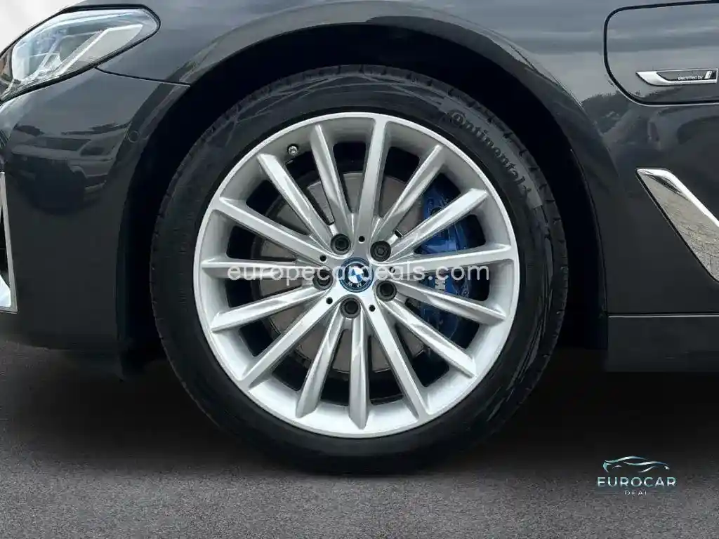 BMW 530