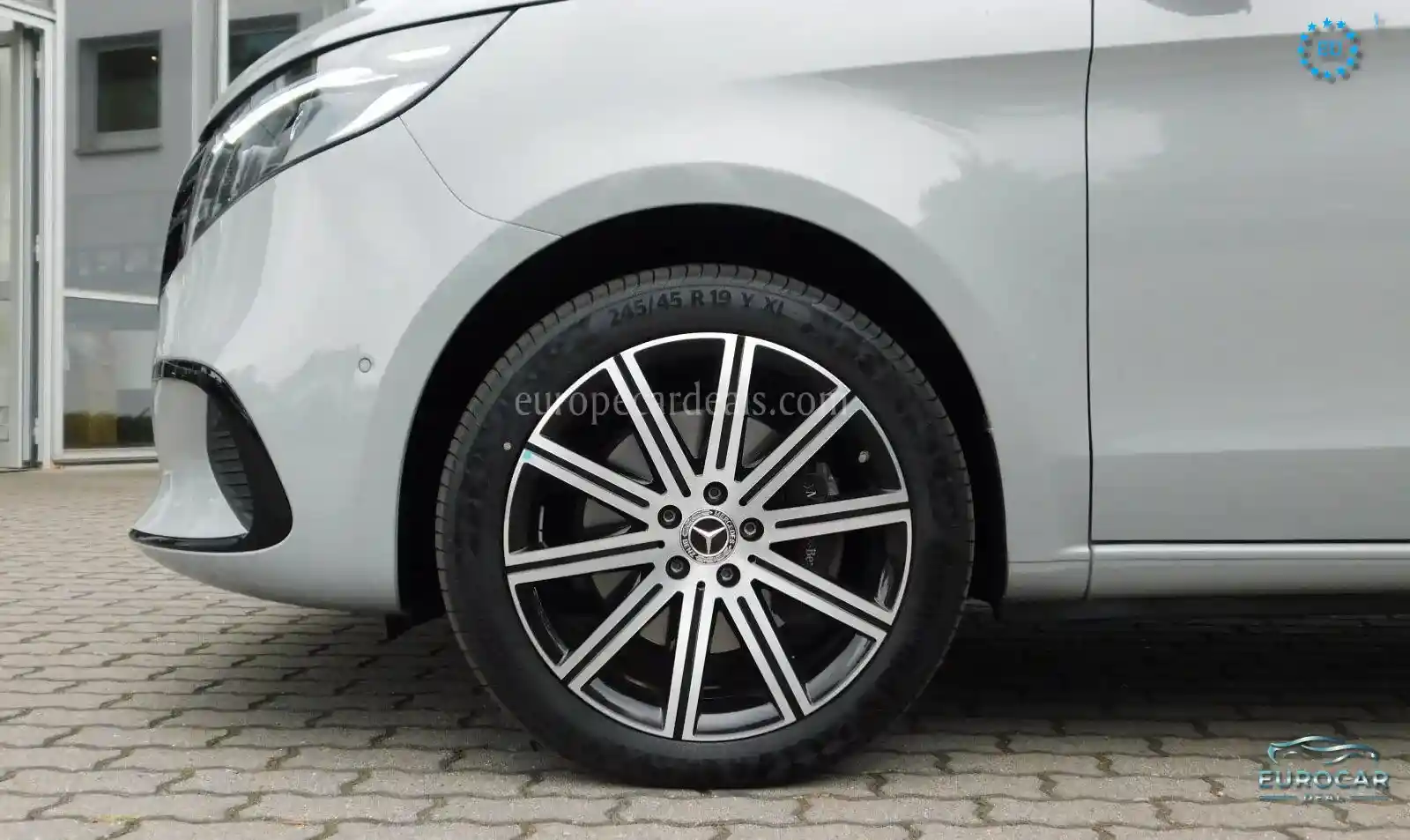 Mercedes-Benz V 250