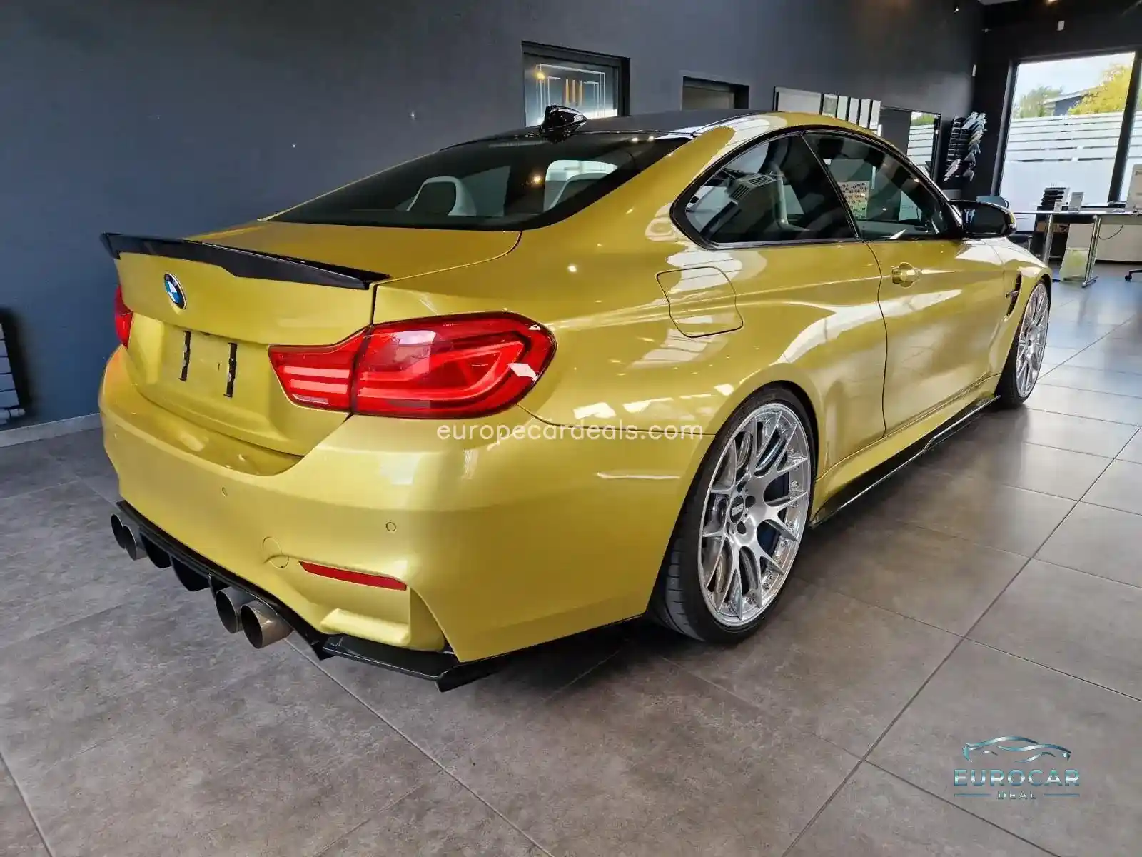 BMW M4