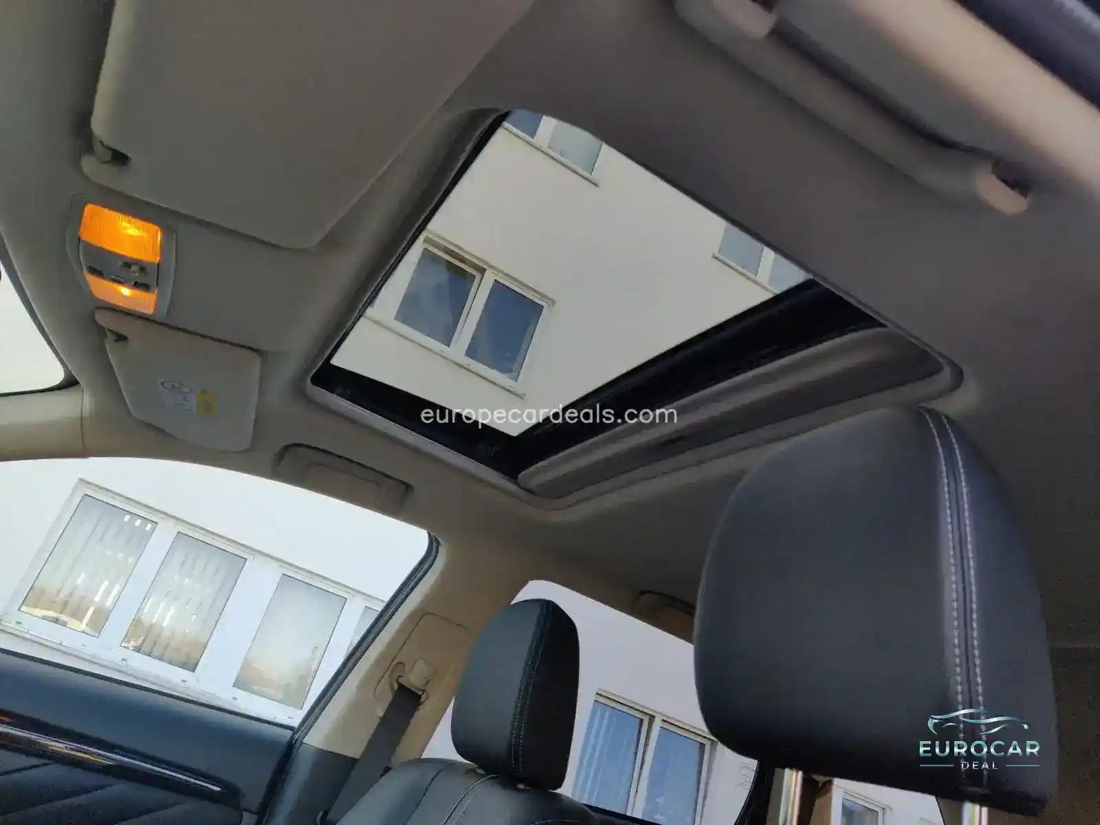 Mitsubishi Plug-in Hybrid Outlander