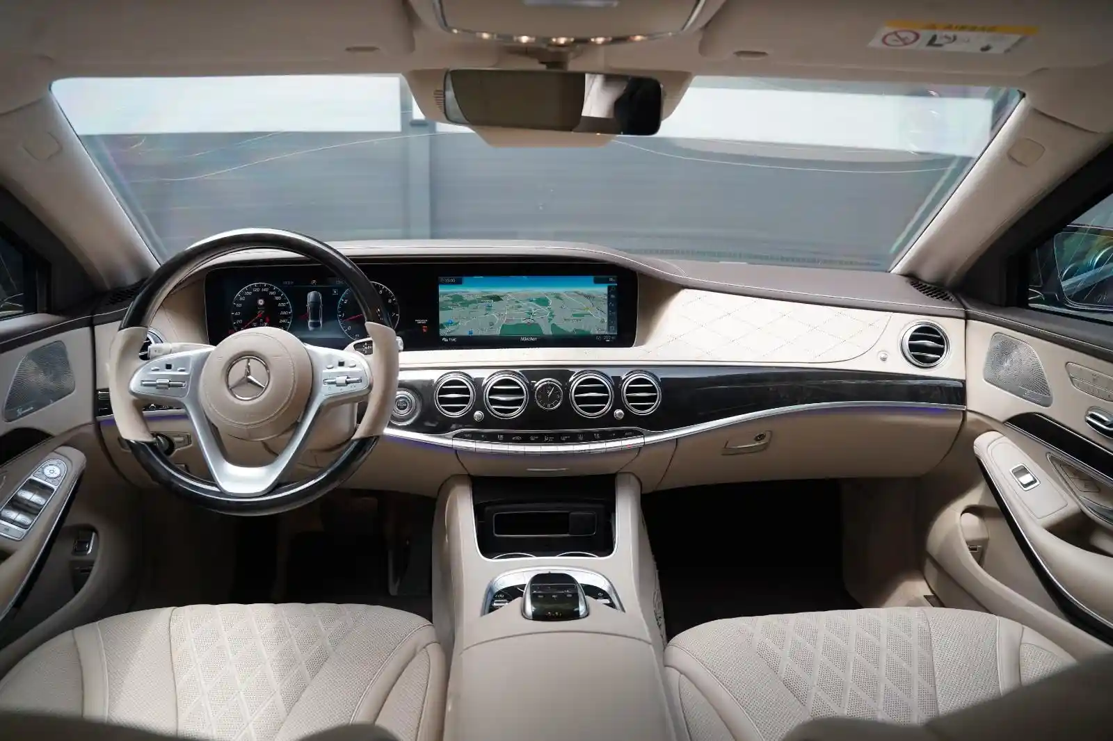 Mercedes-Benz S 600