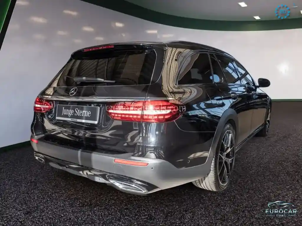 Mercedes-Benz E 400