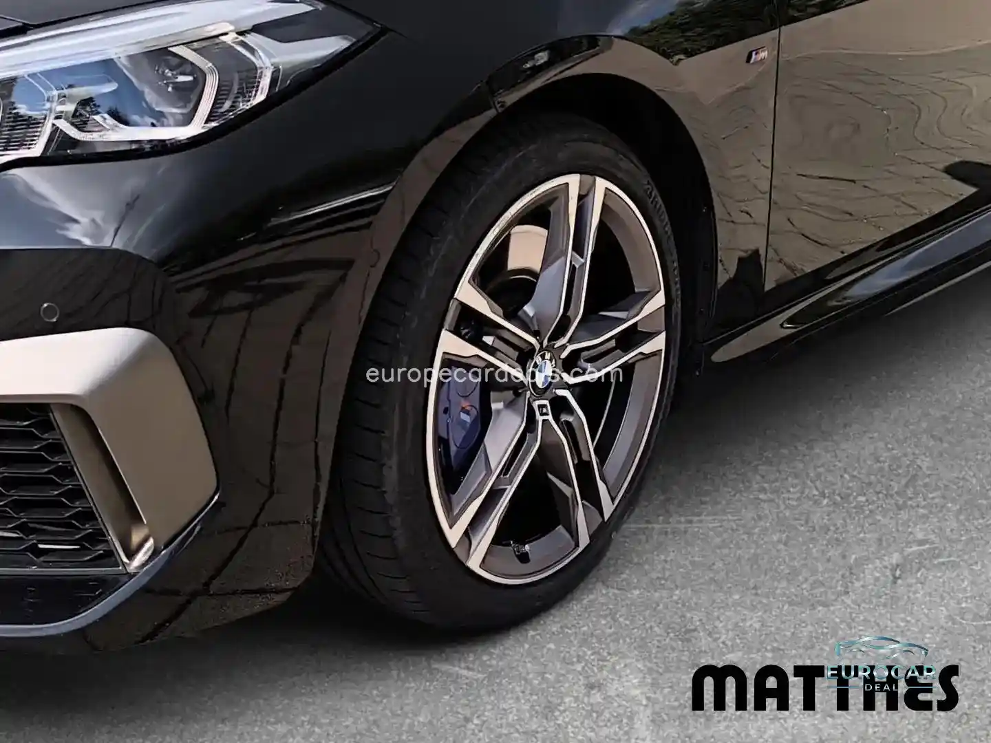 BMW M235