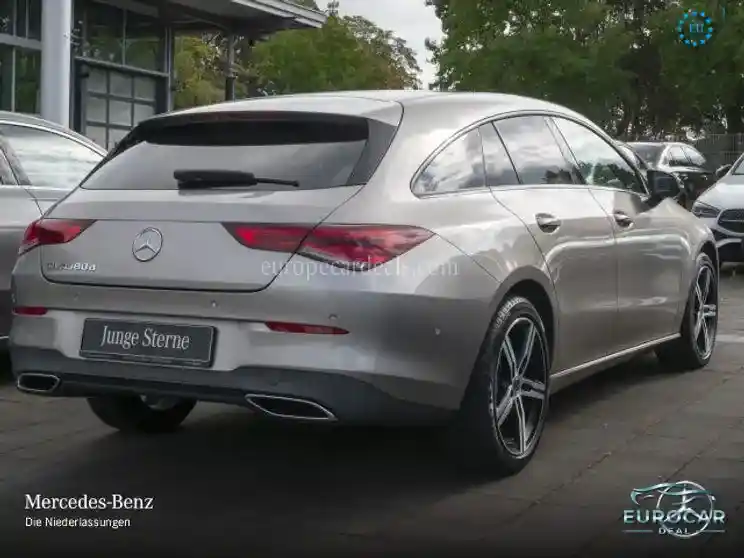 Mercedes-Benz CLA 180 Shooting Brake