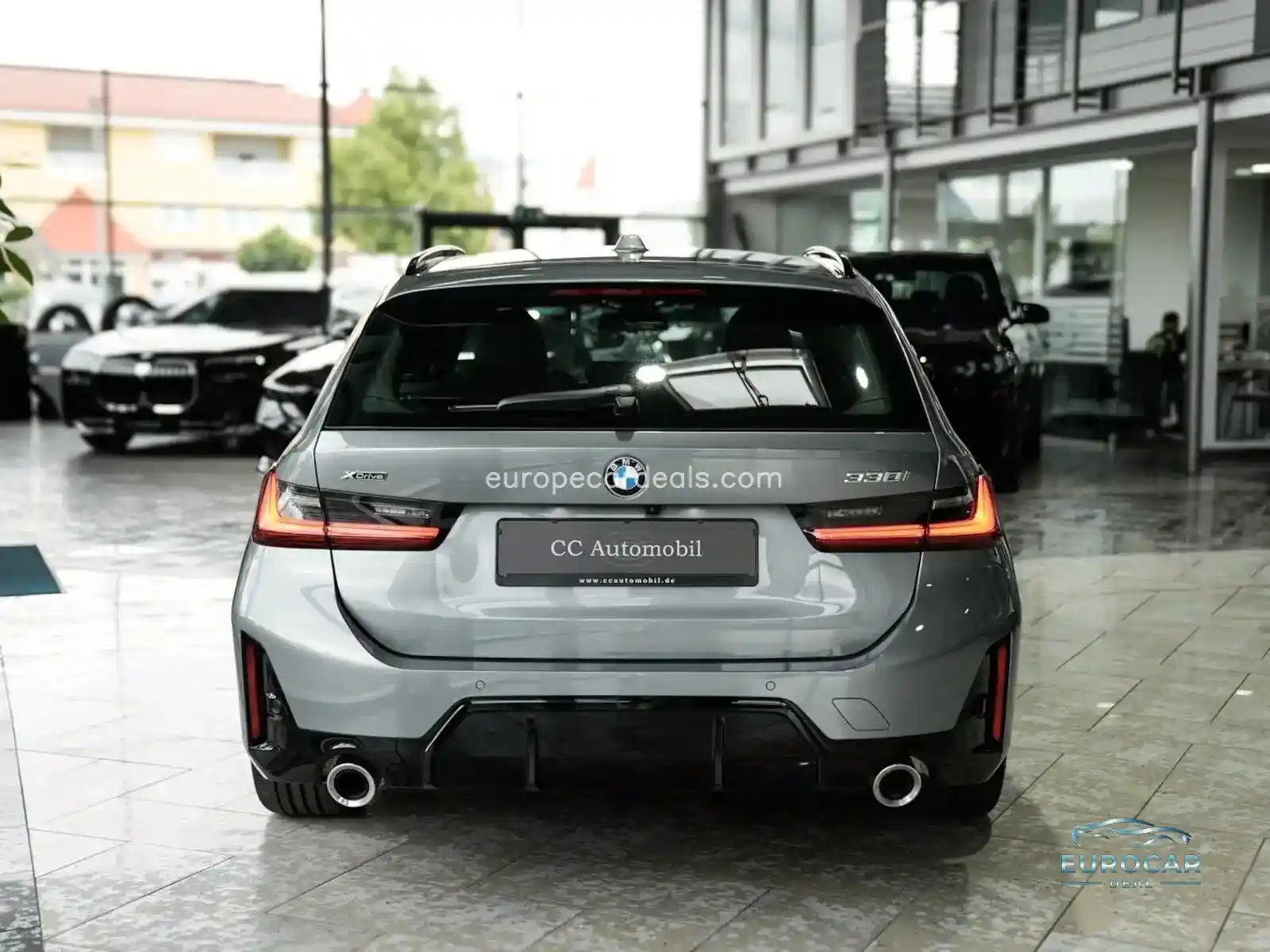 BMW 330