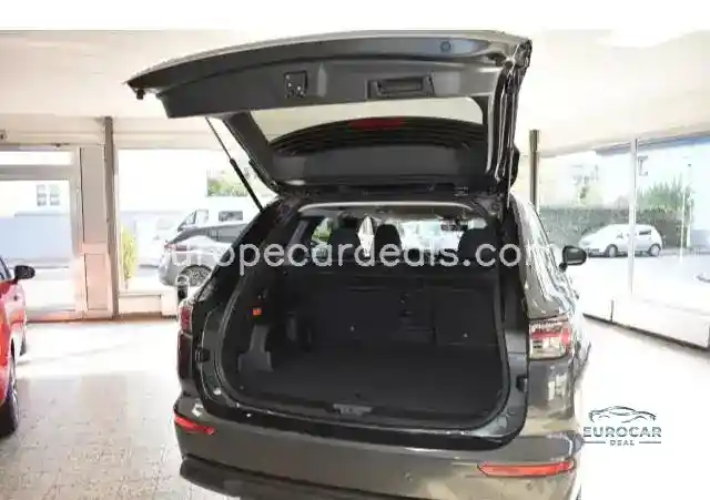 Mitsubishi Plug-in Hybrid Outlander